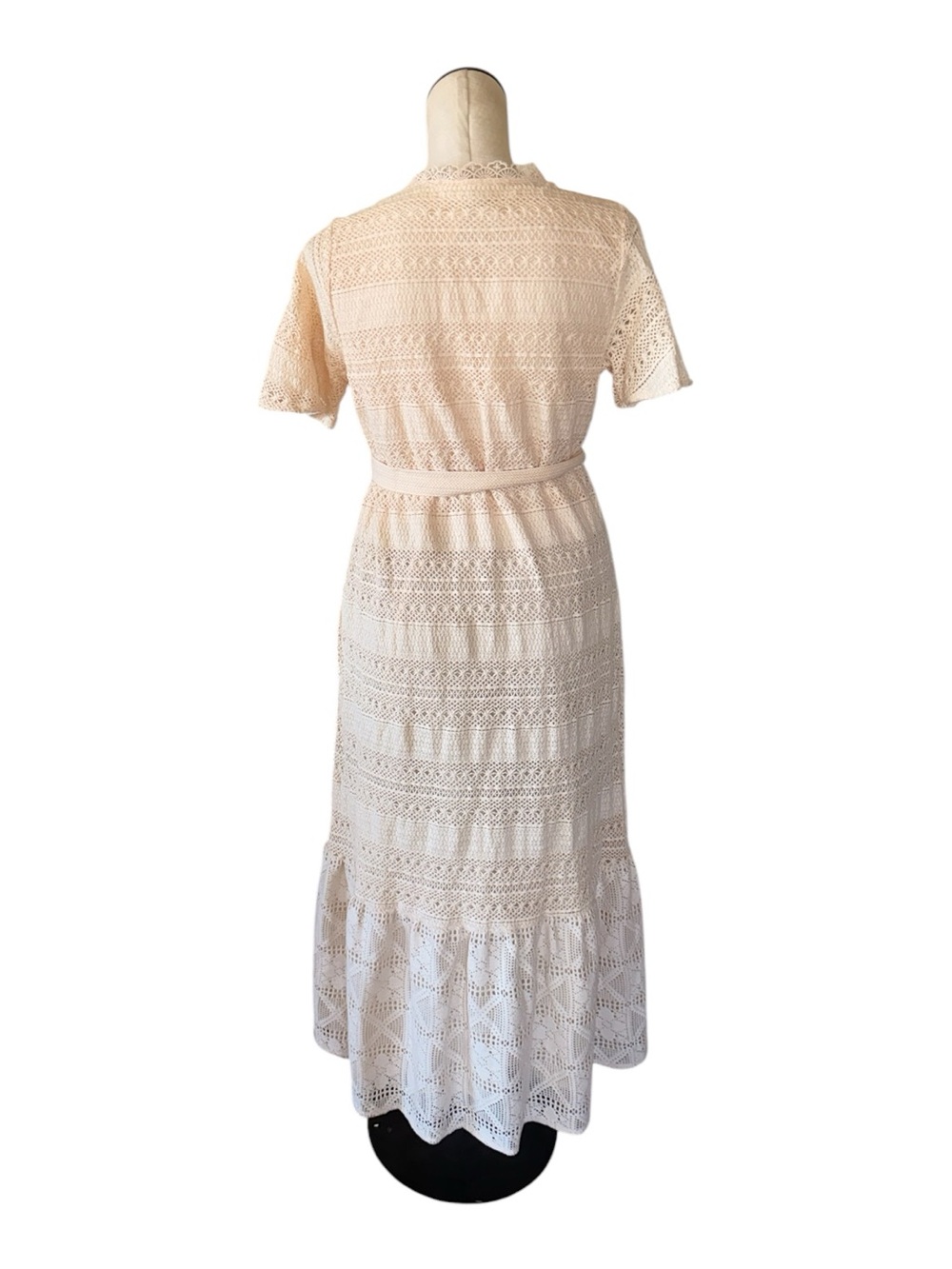 NWOT Chico's Crochet Maxi Dress   Cream Lace Tiered V-Neck US 4 Ivory - Picture 9 of 10